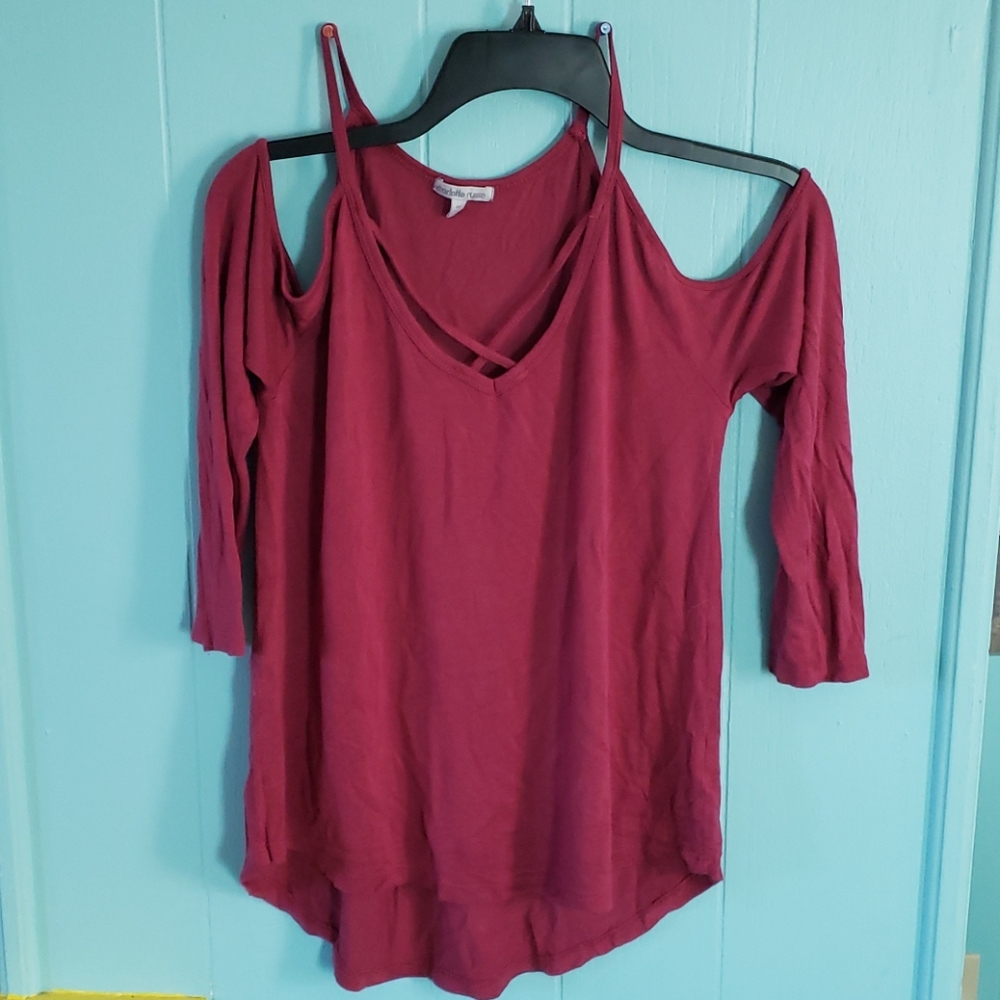 Great burgundy fall top!